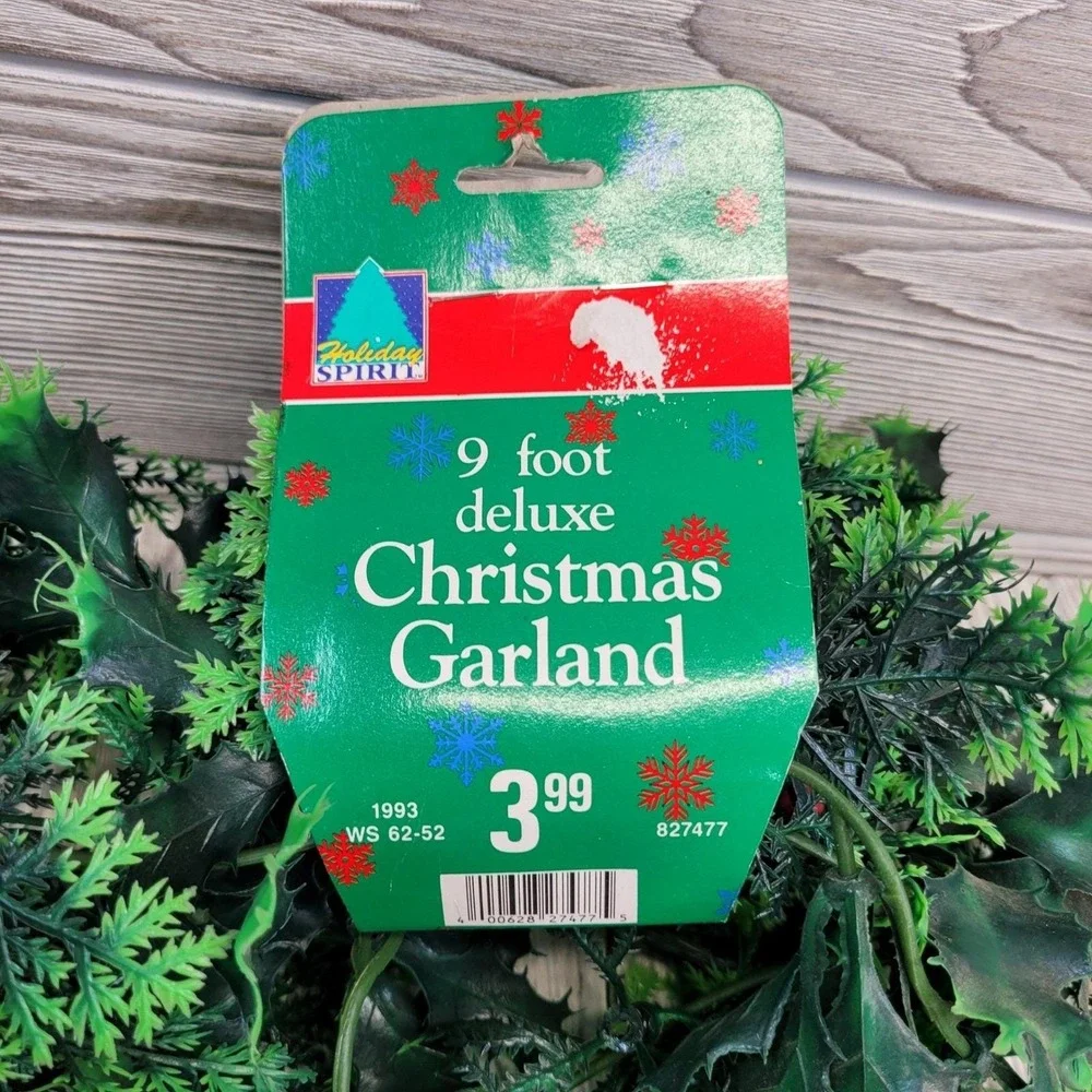 Holiday Spirit Christmas Garland 9ft Greenery Vintage 1993‎ Holly Berry Deluxe